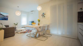 Гостиница New Modern Apartment 
